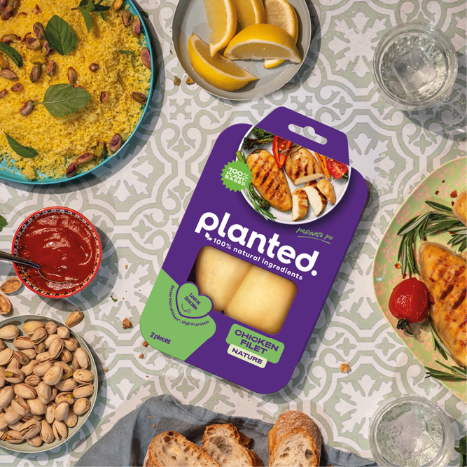 Planted lancia il suo filetto di pollo plant-based nei settori retail e food service
